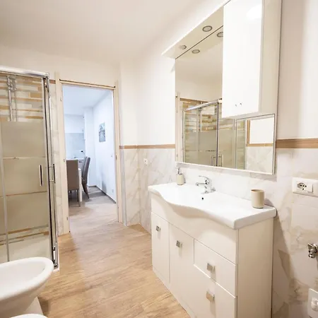 Appartamento Red's House Torre Gaia *